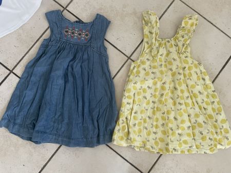 2 Sommerkleider. Gr. 108, Vertbaudet, Top Zustand!