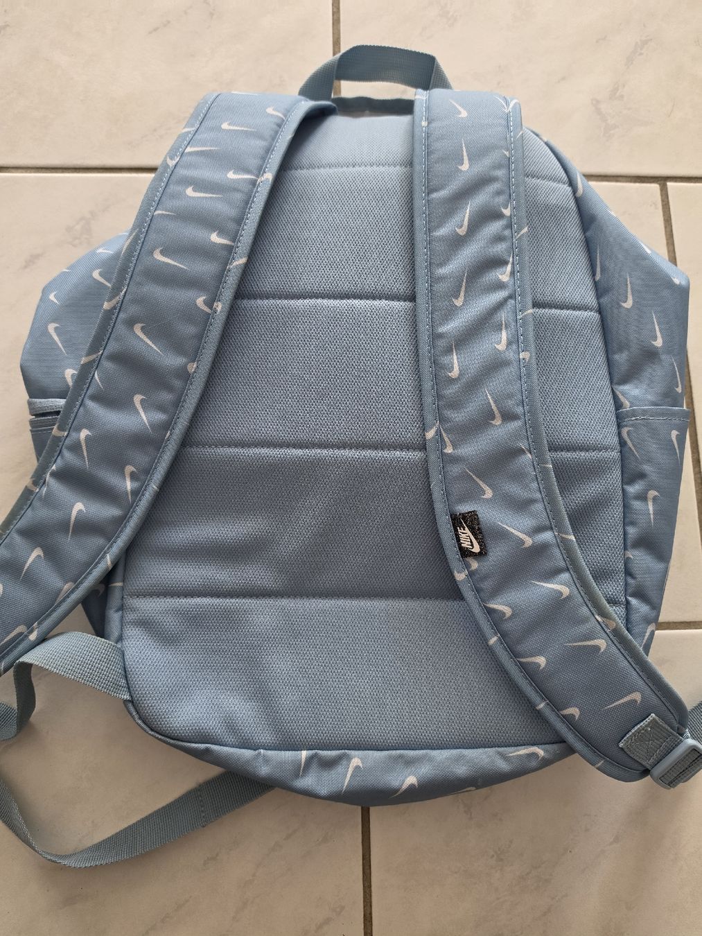 Nike Zaini: Nike Rucksack – Usato da Kefikon TG venduto da Livline 2