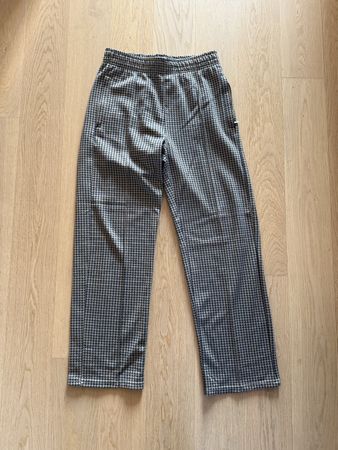 Lässige Weekday Hose