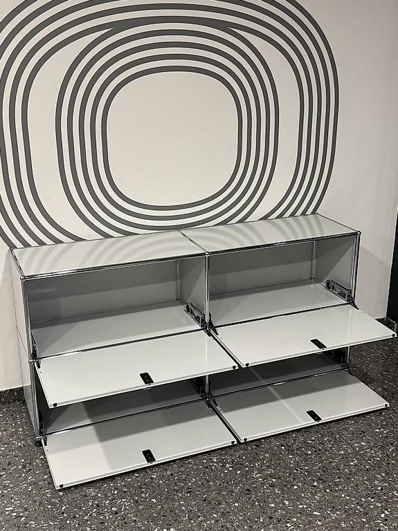 Scaffali: USM Haller Sideboard Lichtgrau – Usato da Glattbrugg venduto da q-aderdesign 1