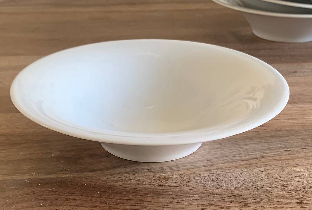 Piatti: 8 Alessi Suppenteller – Usato da Glattpark(Opfikon) venduto da Momo_22 1