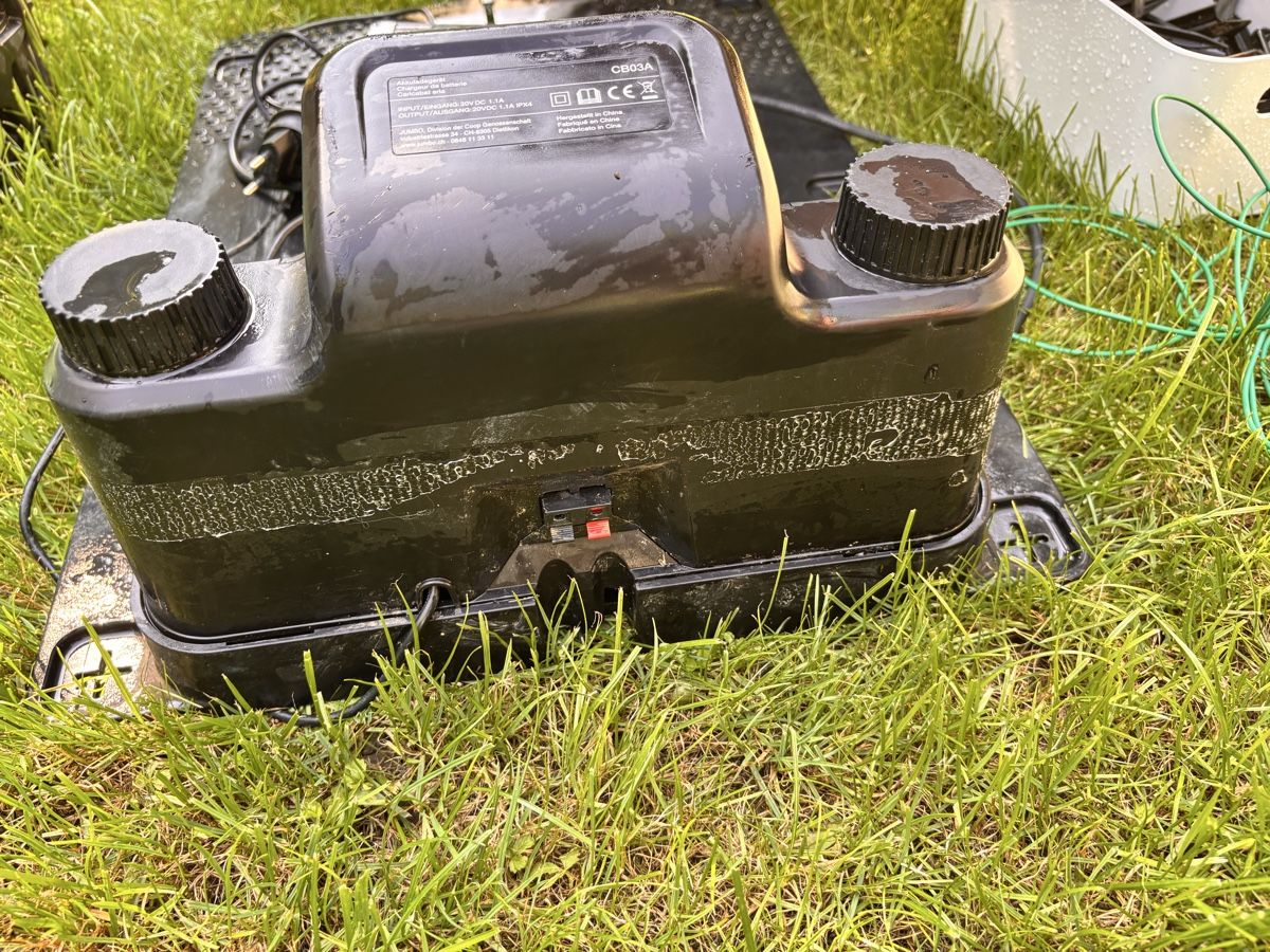 Tagliaerba: Mähroboter – Usato da Aesch BL venduto da Kliana 4