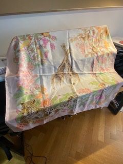 Salvatore Ferragamo Foulards, Tücher & Schals: Salvatore Ferragamo – Neu (gemäss Beschreibung) aus Fribourg von Evita9Vintage 2
