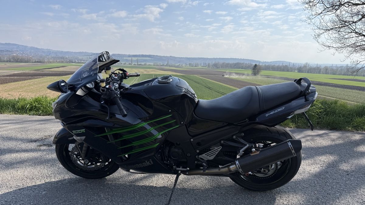 Kawasaki Strada: Kawasaki ZZR1400 Special Edition – Usato da Bargen BE venduto da FreddyLayher 2