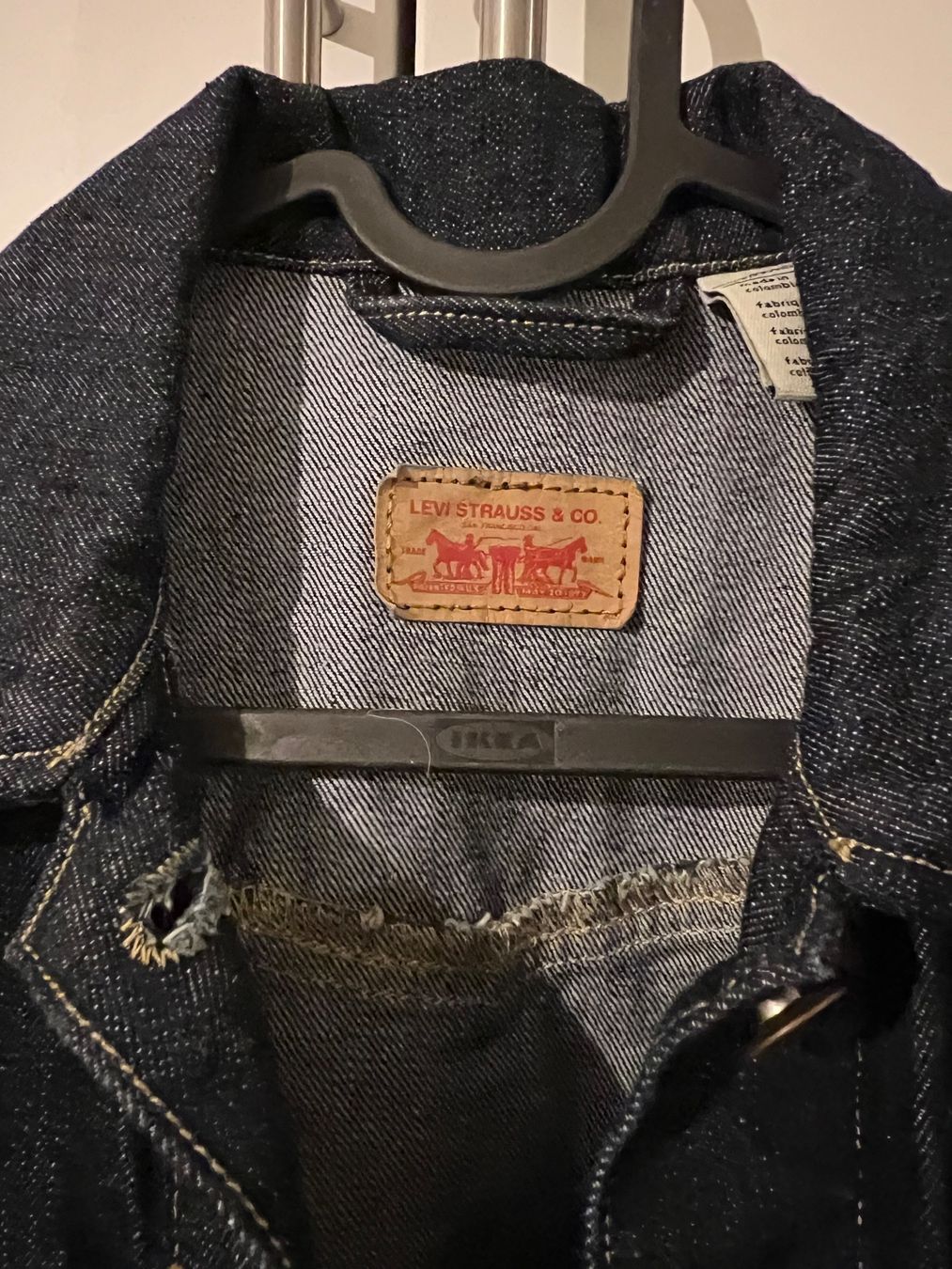 Levi's Giacche: Levi’s Jacket – Usato da Thalwil venduto da and_nb7r 1
