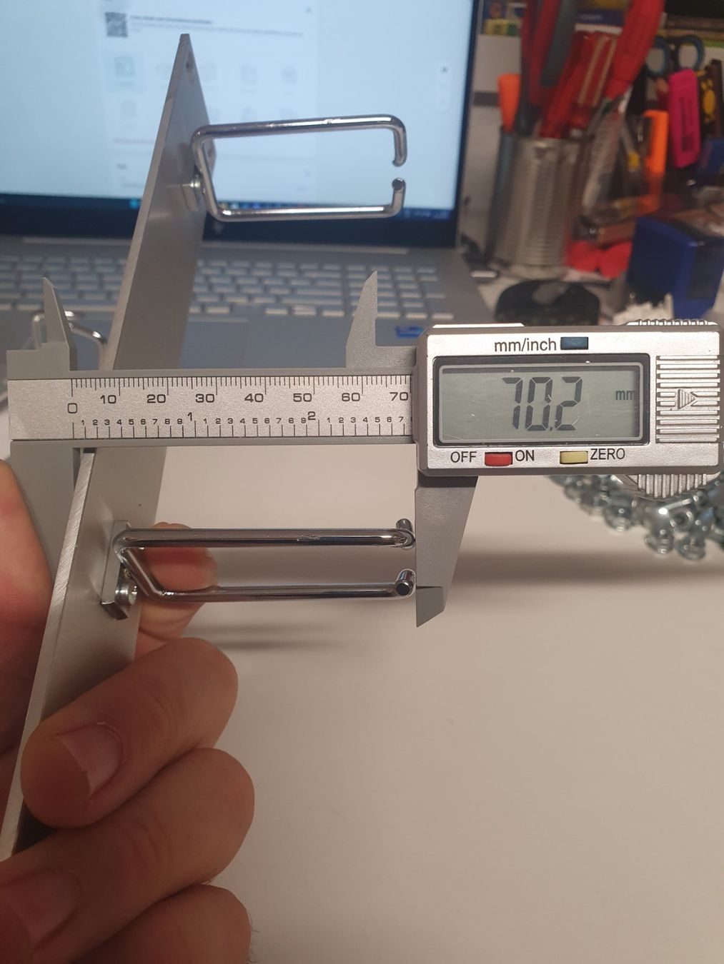 Racks & Ständer: Kabelführung 19" Rangierpanel Kabelführungspanel 70mm Menge? – Gebraucht aus Zürich von Alibaba1234 2