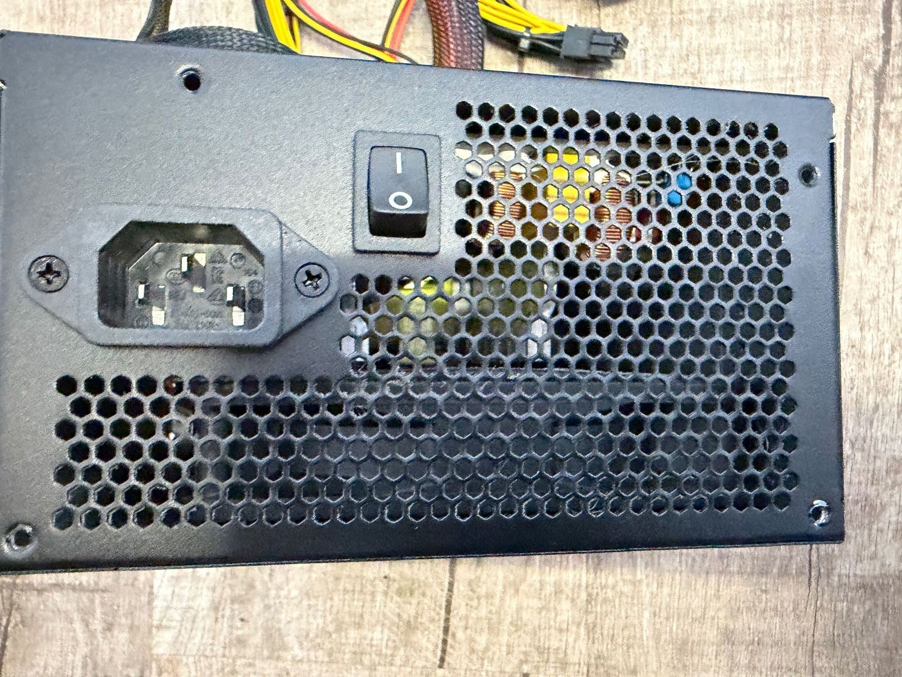 Componenti elettronici: Netzteil Cooler Master B500 V2, Modell RS-500-ACAB-B1 – Usato da Wädenswil venduto da OctagonX 1
