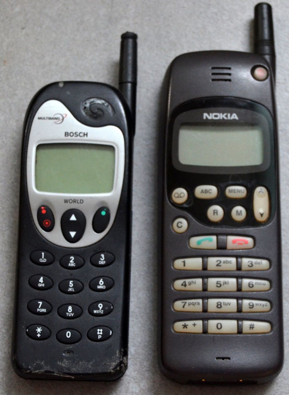 Nokia Telefoni cellulari / Smartphones: Nokia 1610 + Bosch World 718 – Usato da Collonges venduto da arashee