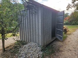 Container