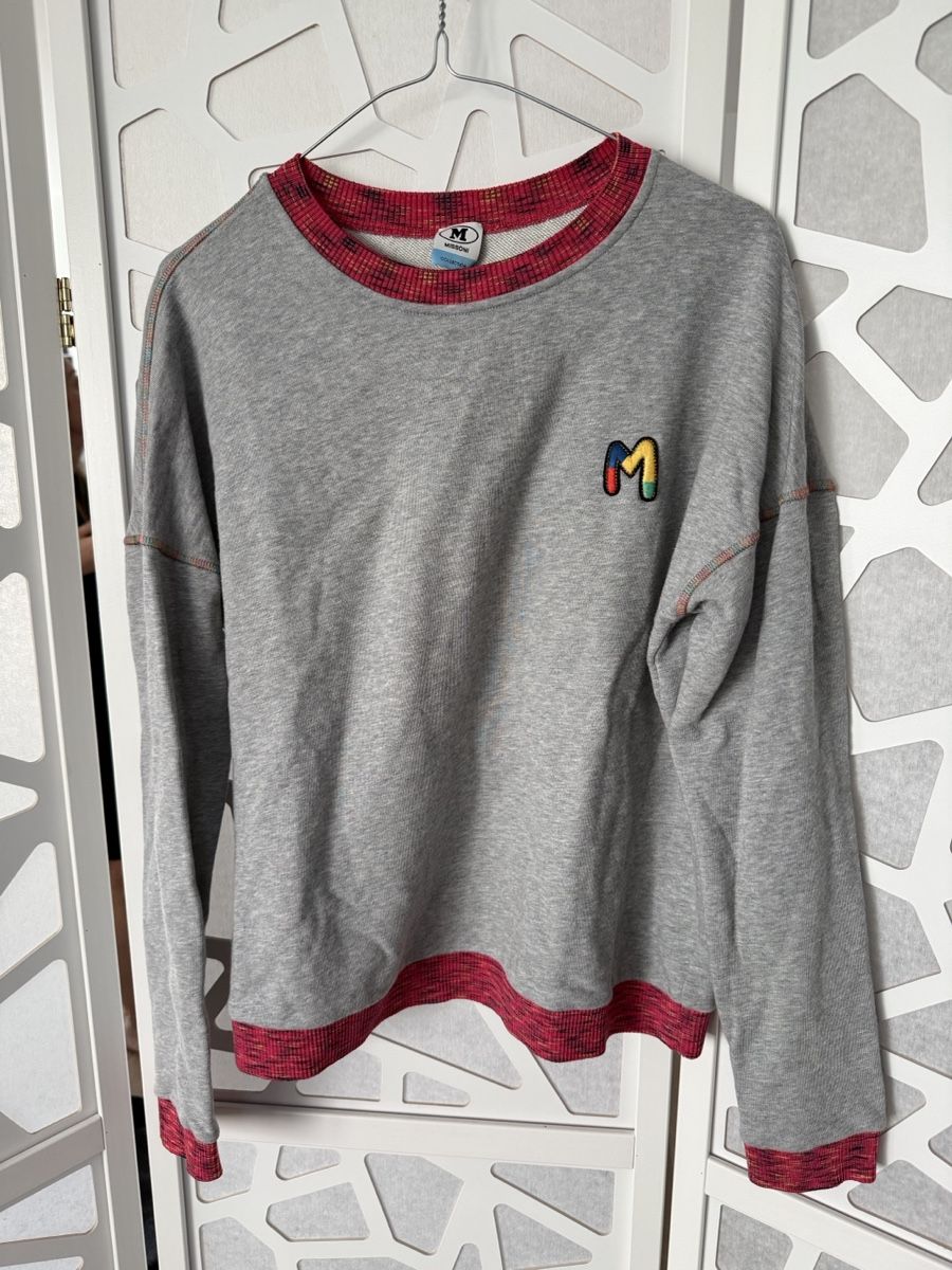 Missoni Maglioni & Felpe: Missoni Pullover grau mit buntem Saum Groesse M – Usato da Basel venduto da mar_sqy7