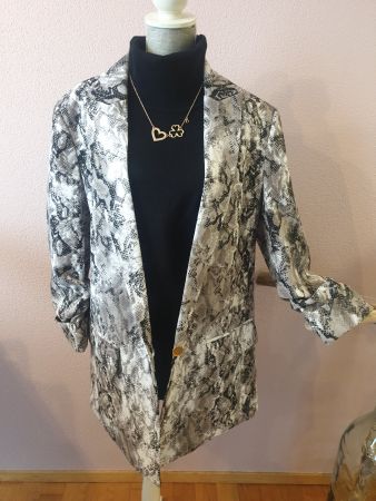 Oversize Blazer, Schlangenmuster, schwarz/grau/weiss Gr. 36