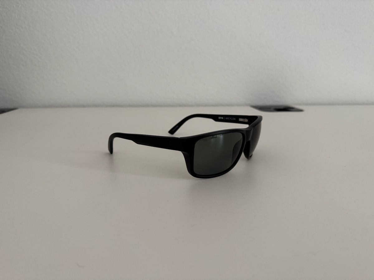 SPY+ Occhiali & Lenti: SPY Optic - Sonnenbrille  – Usato da Bülach venduto da l.kouassi