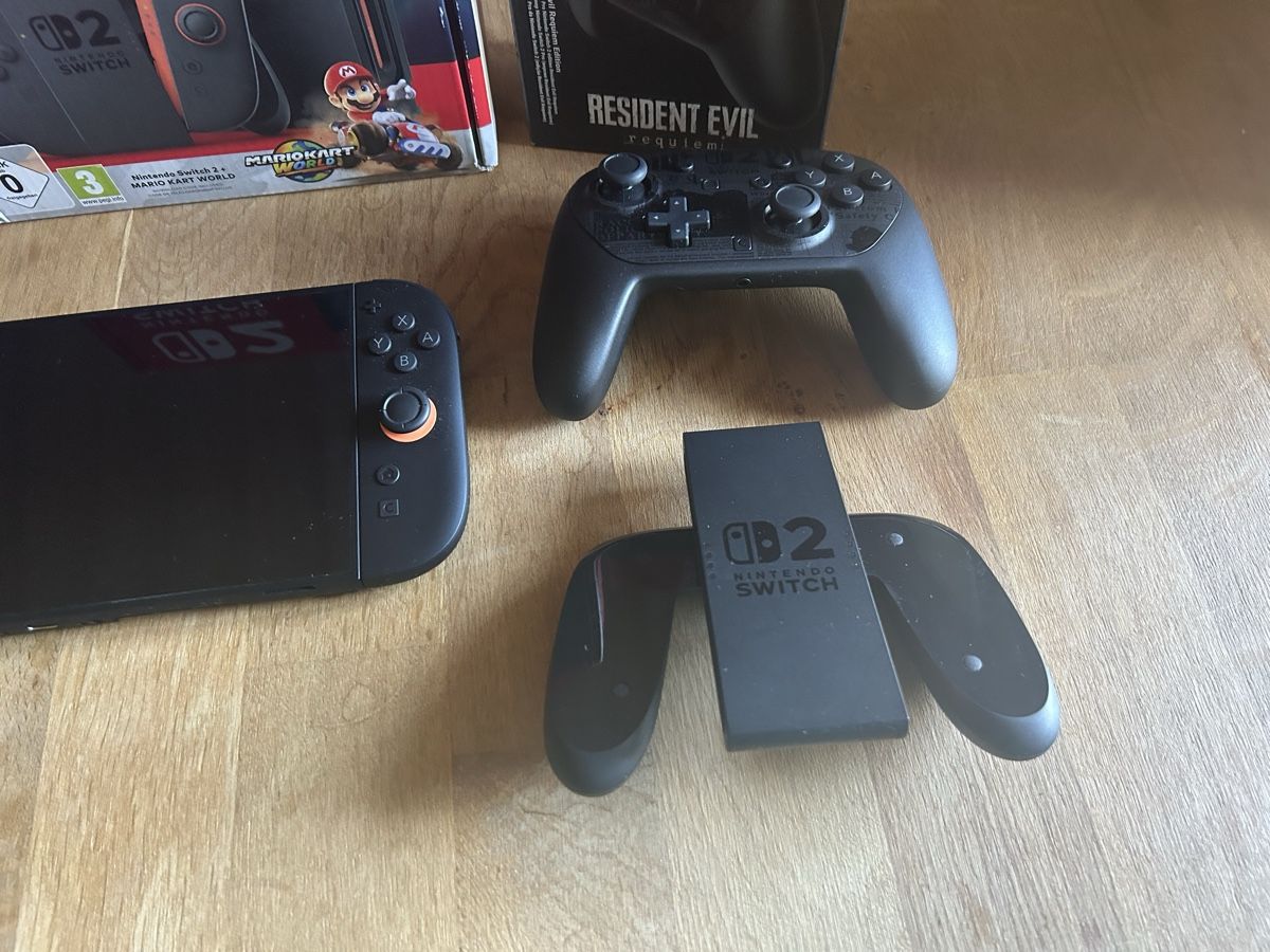 Nintendo Consoles: Nintendo Switch 2/Resident Evil Requiem Controller – Neuf (Voir description) à Wisen SO par jan_rxr8 5