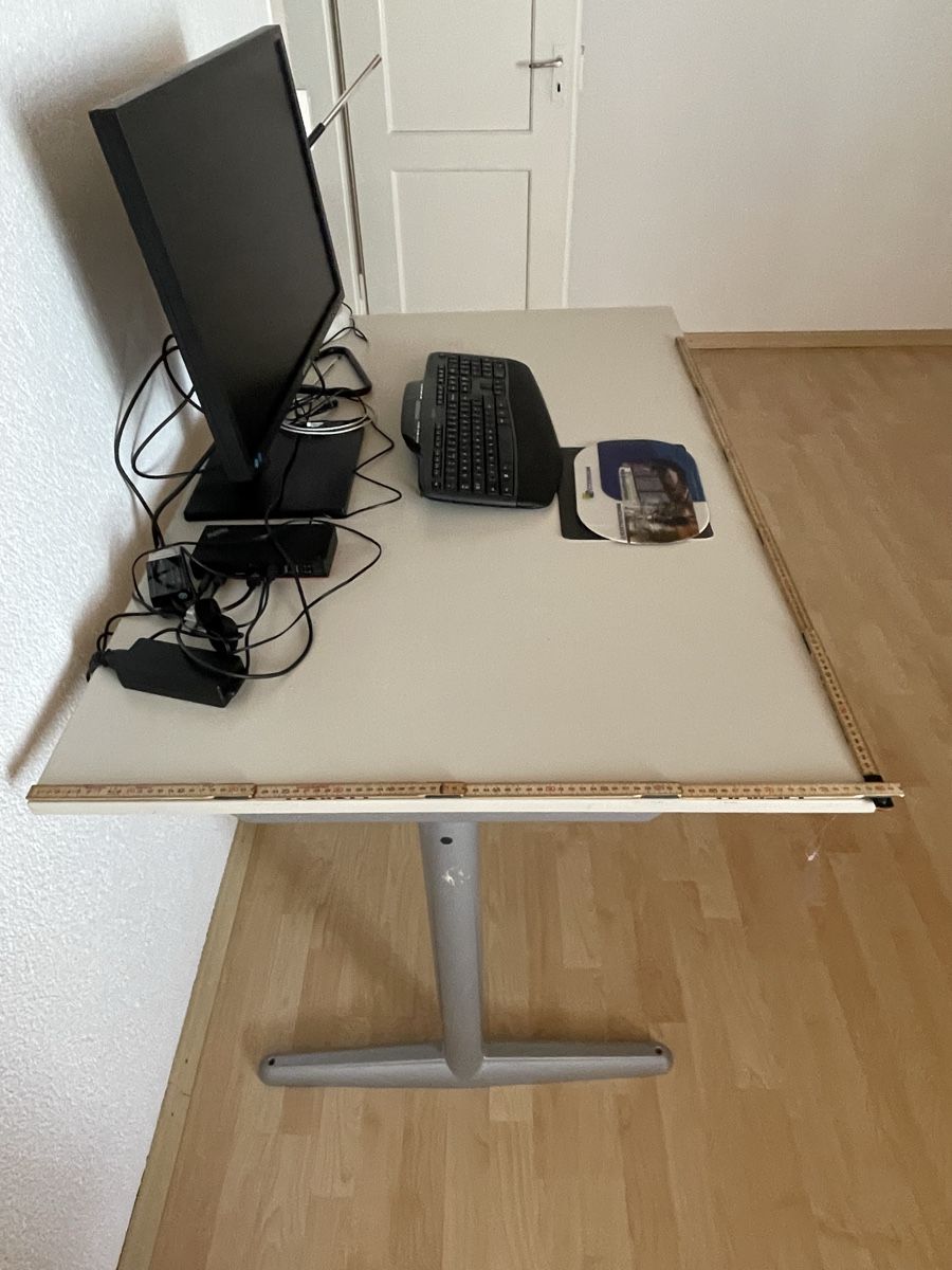 Schreibtische: Drawing Table height adjustable good condition – Gebraucht aus Luterbach von rol_j76h 7