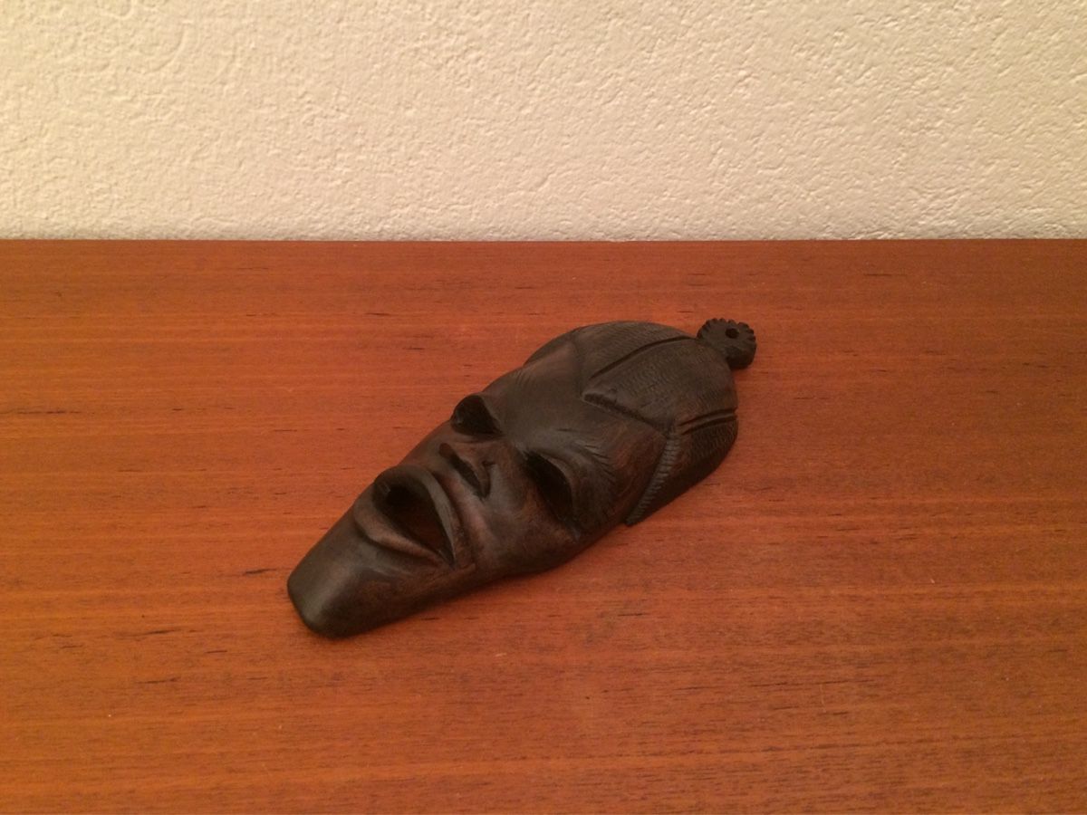 Internationale Kunst: Vintage Holzmaske afrikanische Wandmaske Wandskulptur Maske – Gebraucht aus Zürich von Vintagewiesel 4