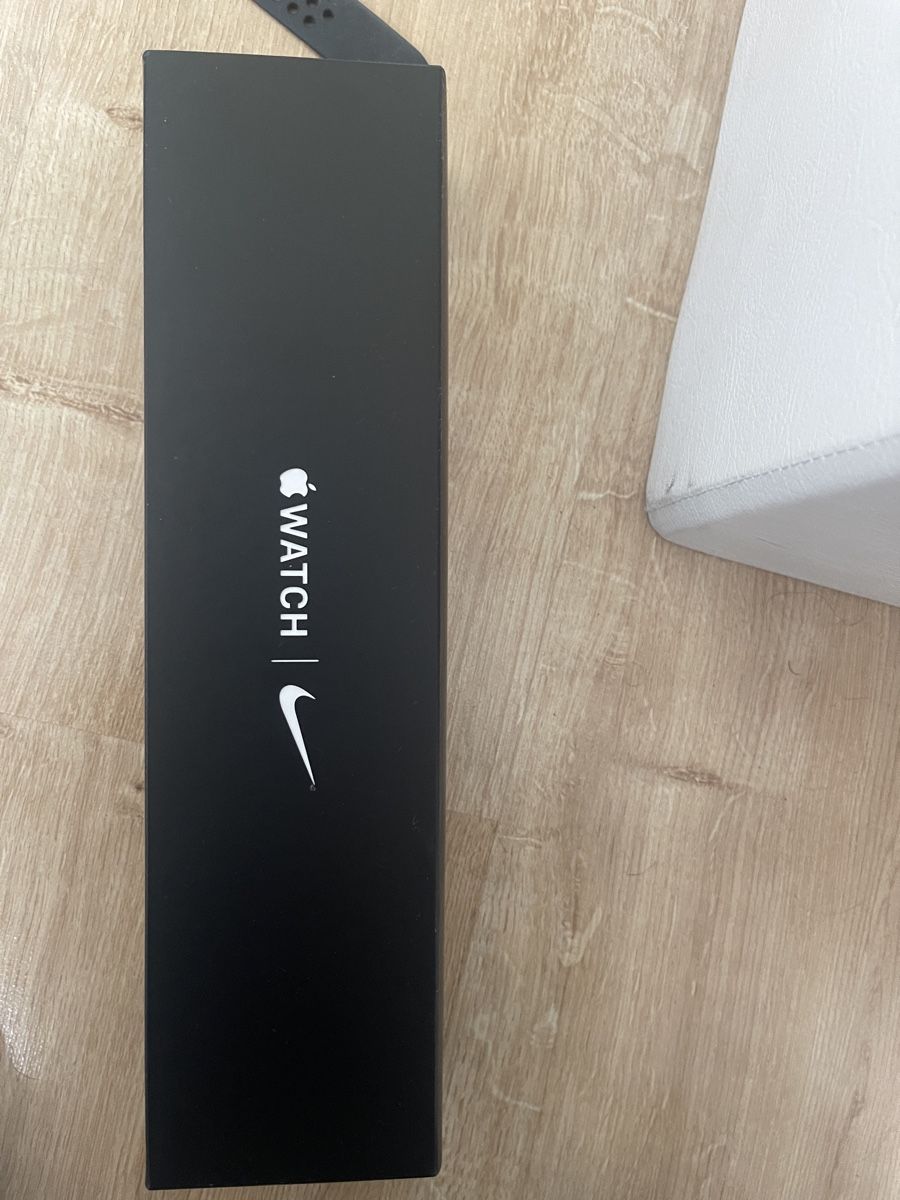 Apple Smartwatch: Apple watch Series 5 – Usato da Schaan venduto da RicardoSousa 1
