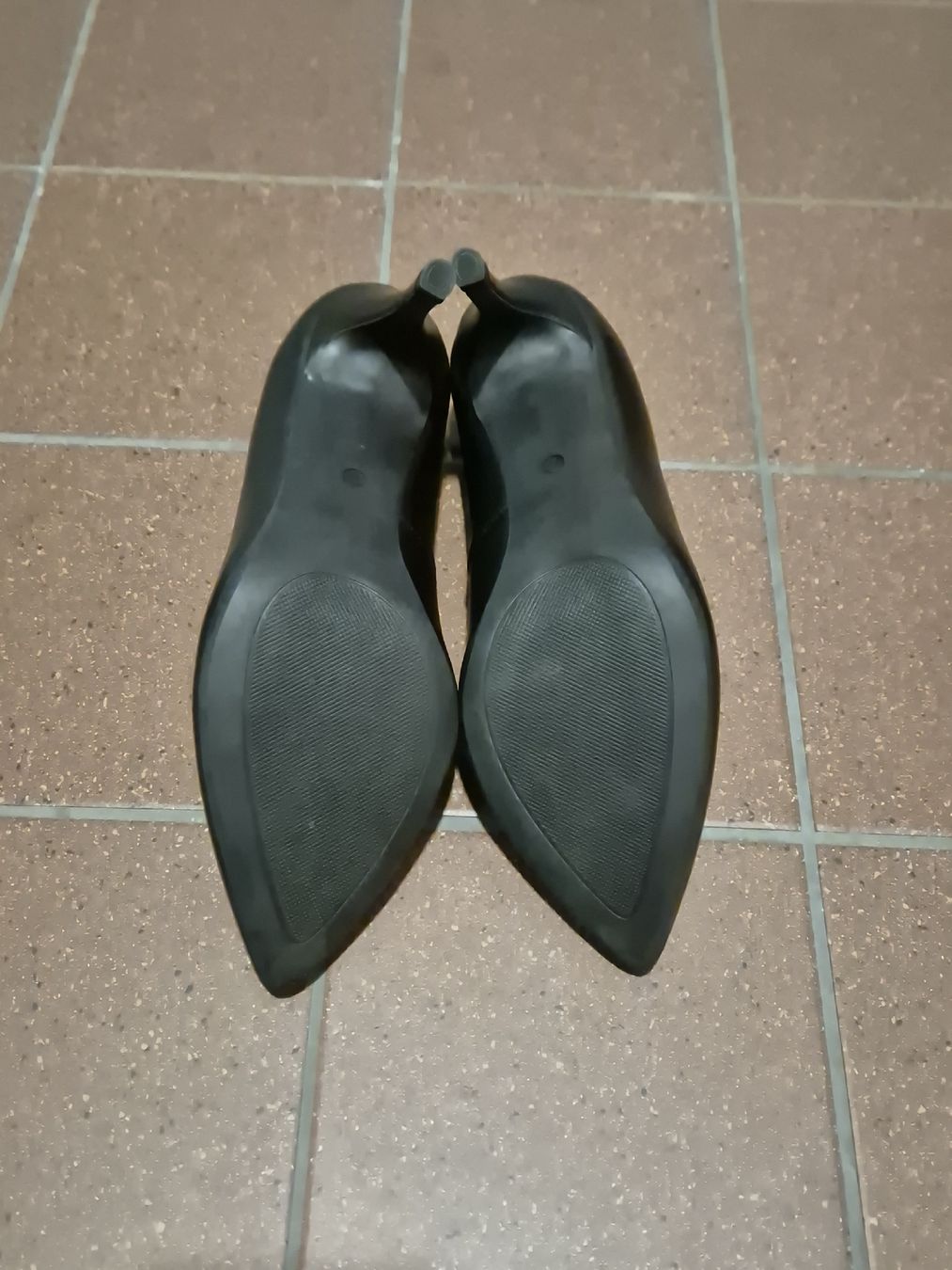 Damenschuhe: Schwarze Varese Pumps, Grösse 36 – Gebraucht aus Luzern von bam_qr5p 1