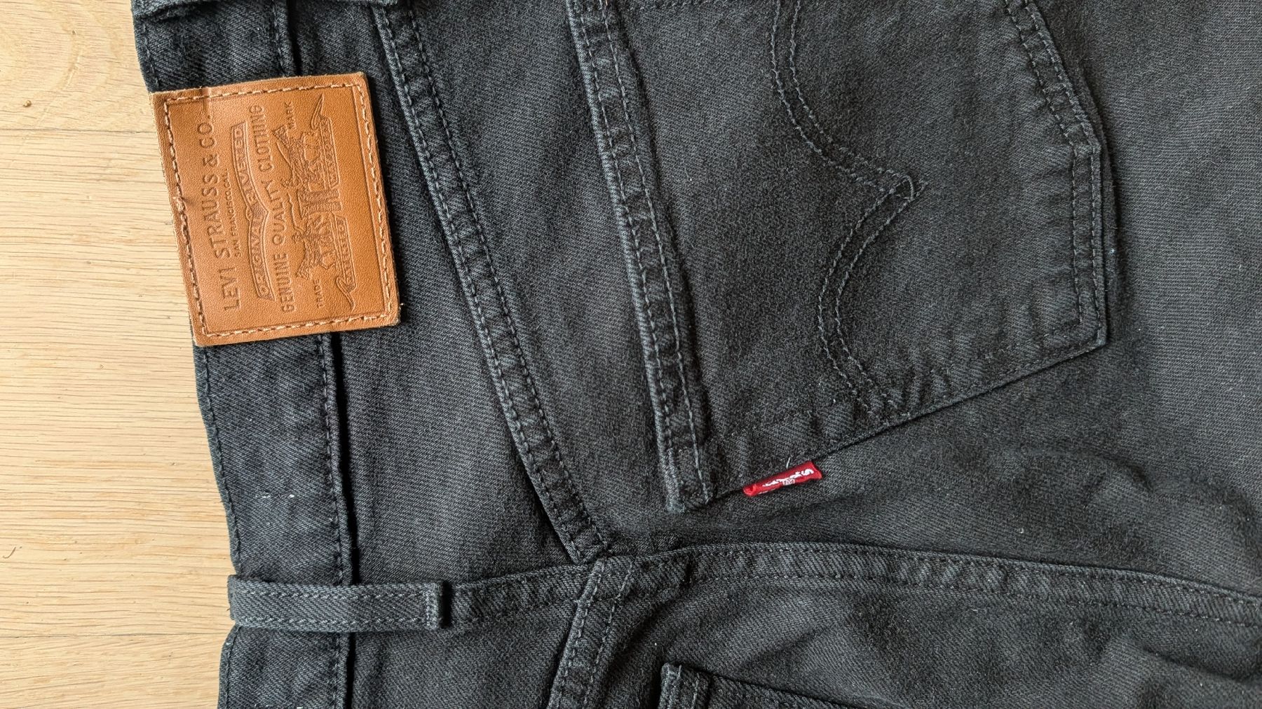 Levi's Jeans: Levi's Jeans - Ribcage Straight – Nuovo (secondo la descrizione) da Zürich venduto da nadiialivia 4