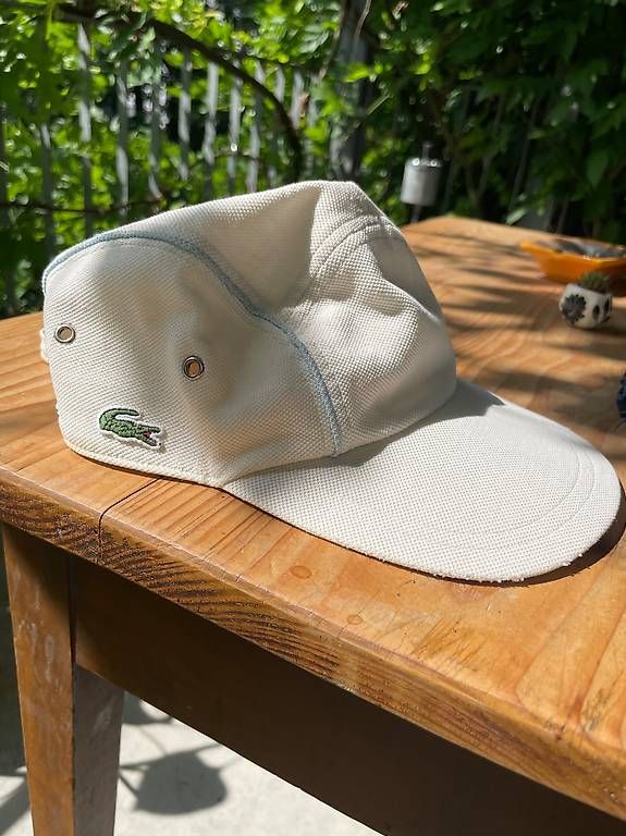Chapeaux, bonnets & casquettes: Vintage Lacoste Girolle Caps – D'occasion à Bern par BazaarBazaar 1