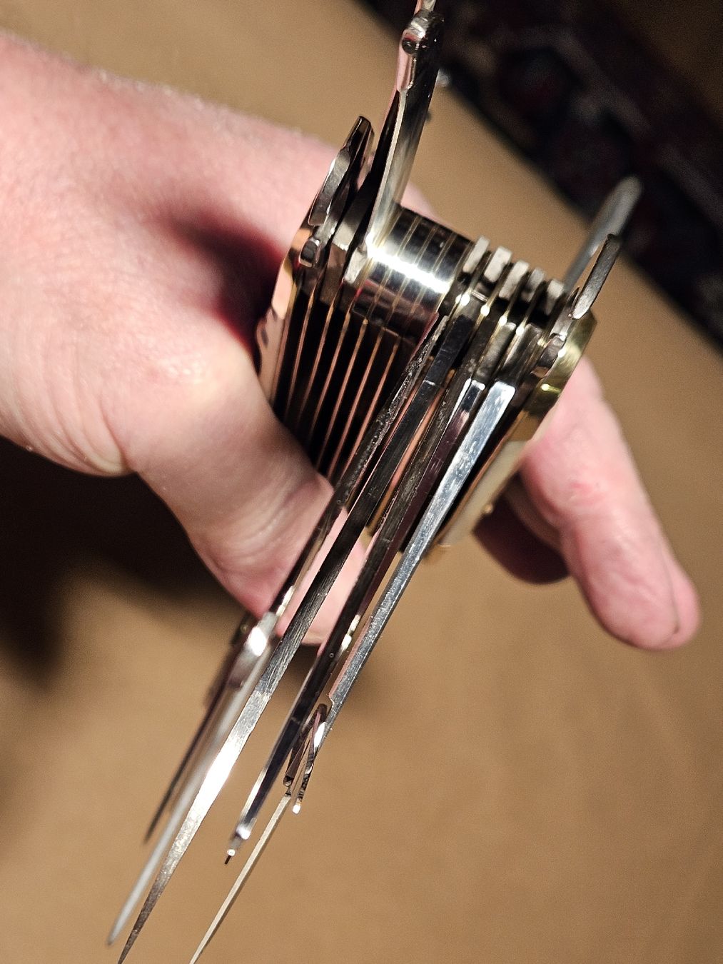 Coltelli tascabile: 17 FUNKTIONEN MIT HIRSCHHORN GRIFFSCHAHLEN . – Nuovo e nell'imballaggio originale da Maschwanden venduto da OliverM05 7