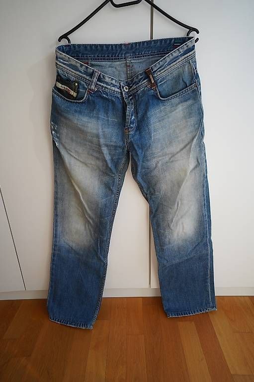 Jeans: Diesel Jeans 32/32 – D'occasion à Tagelswangen par shane2000