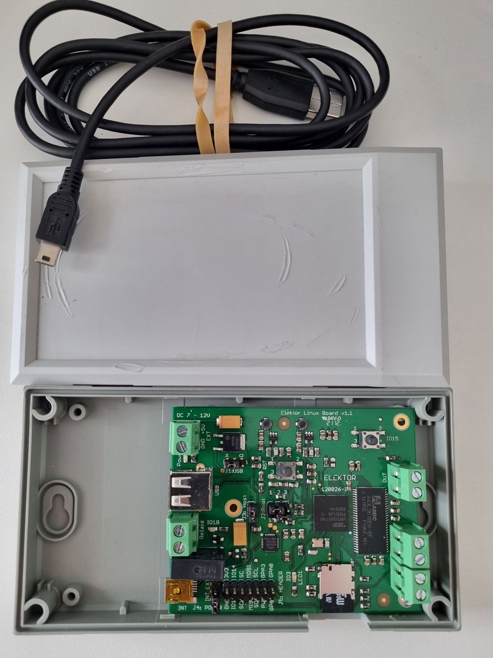 Libri: Linux Embedded Elektor Board – Usato da Muri AG venduto da Dongle0 1