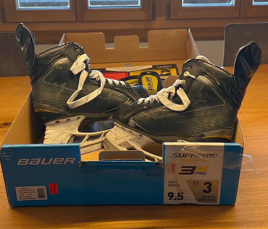 Bauer Pattini da ghiaccio: Schlittschuhe Bauer – Usato da Neuenegg venduto da Thiemond