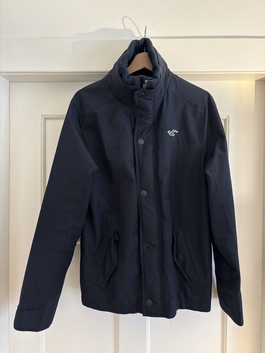 Hollister Jacken: Hollister All-Weather Jacket - M – Gebraucht aus Erlenbach ZH von Ma.Pi