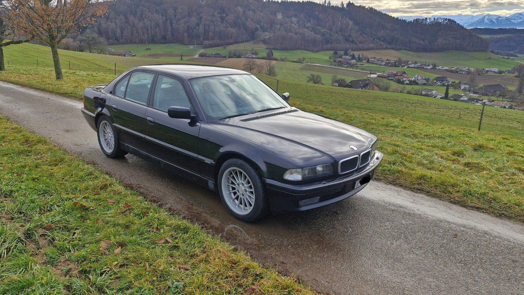 BMW Automobili: BMW 735i mit neuen Reifen – Usato da Ostermundigen venduto da jupiter3209 5