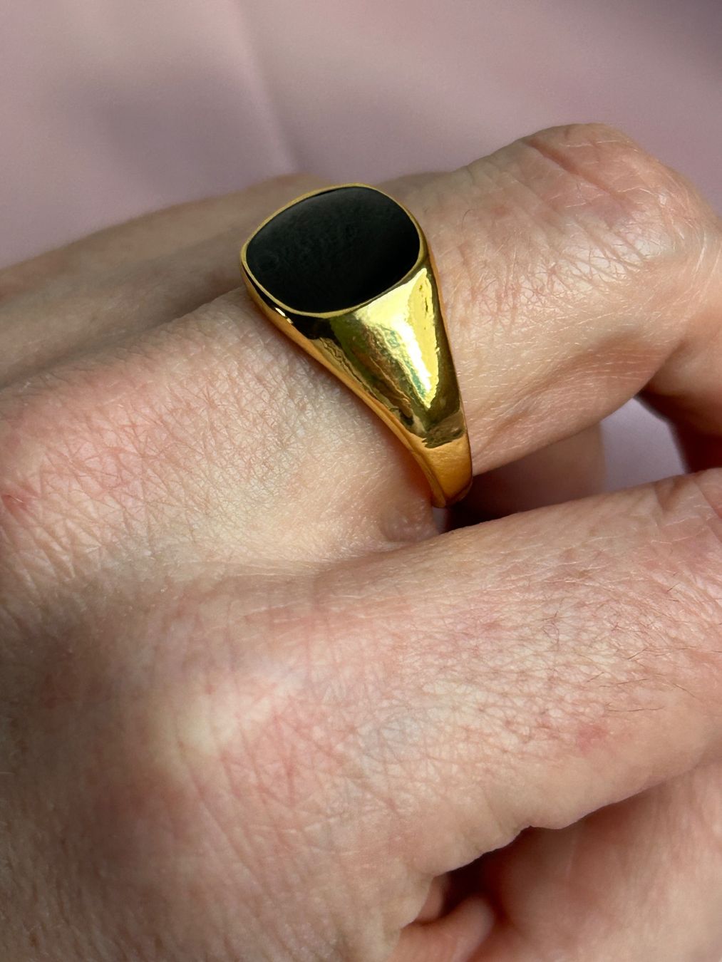 Ringe: Goldener Ring mit schwarzem Stein RETRO (64) – Gebraucht aus Laufen von belleskulptur 1