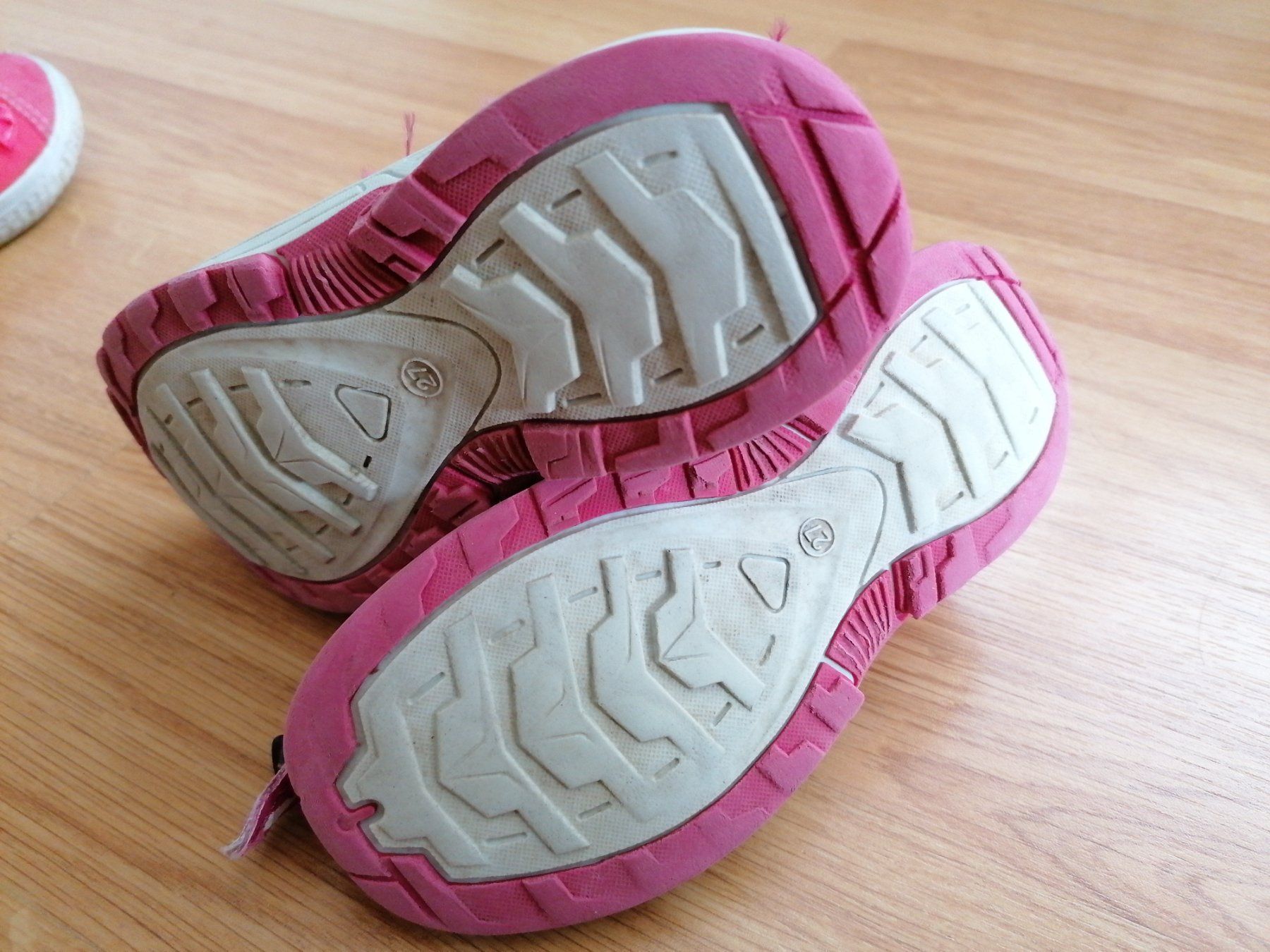 Scarpe per ragazze: Bama Turnschuhe Gr 26/27 – Usato da Büttikon AG venduto da Amineah 3