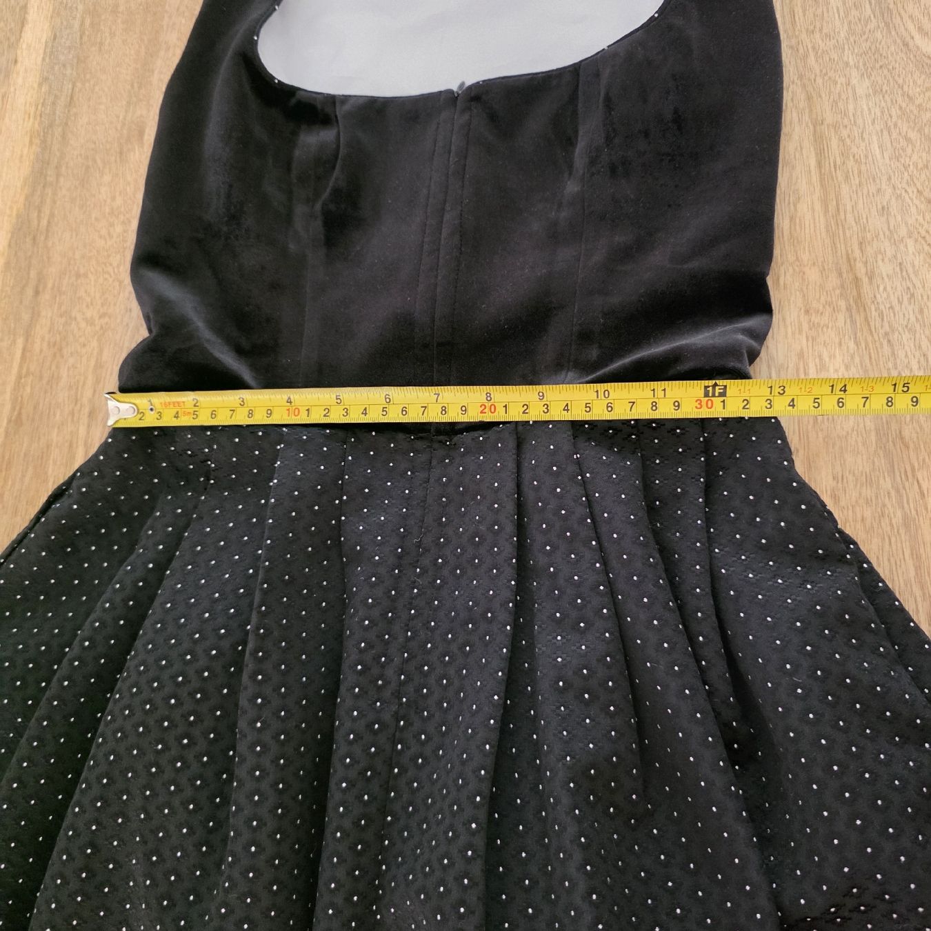 Vestiti: Schwarzes Dirndl Grösse 36 Neu – Nuovo (secondo la descrizione) da Rheinsulz venduto da Gilea 6