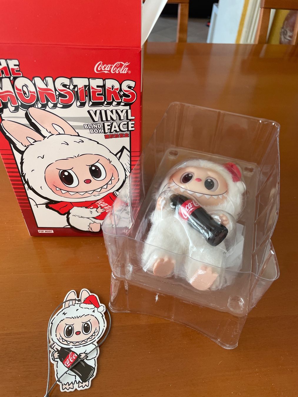 Pop Mart Figuren: Original Labubu The Monsters Coca Cola Surprise Shake – Neu und originalverpackt aus Bergdietikon von antovale