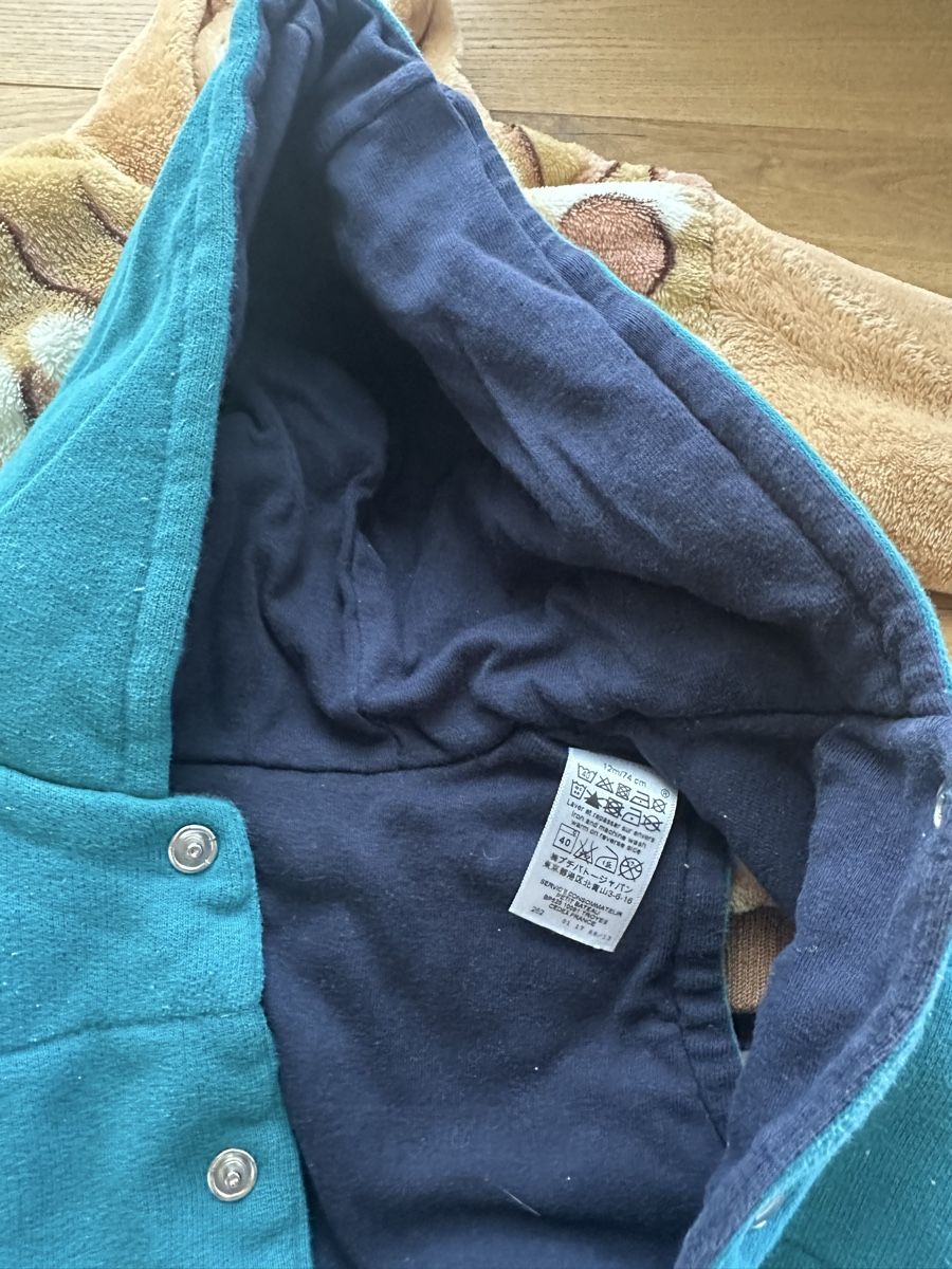 Kleiderpakete & -sets: Set Jacke 12 Monate alt  – Gebraucht aus Naters von nhu_7xwg 4