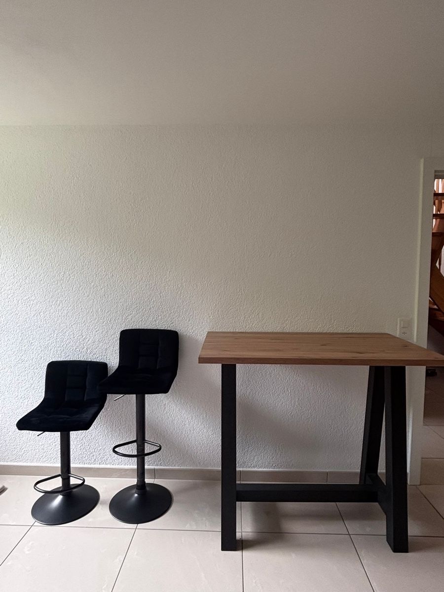 Tischset: Bartisch mit Barstühlen – Gebraucht aus Thalwil von joe_f2kk 1