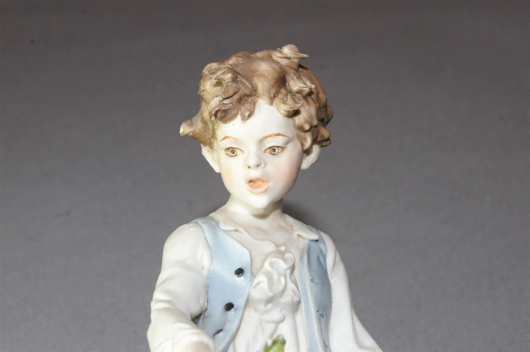 Statuette: Junge schneidet Stecken überm Knie – Usato da Geroldswil venduto da ARTEFACTO 3