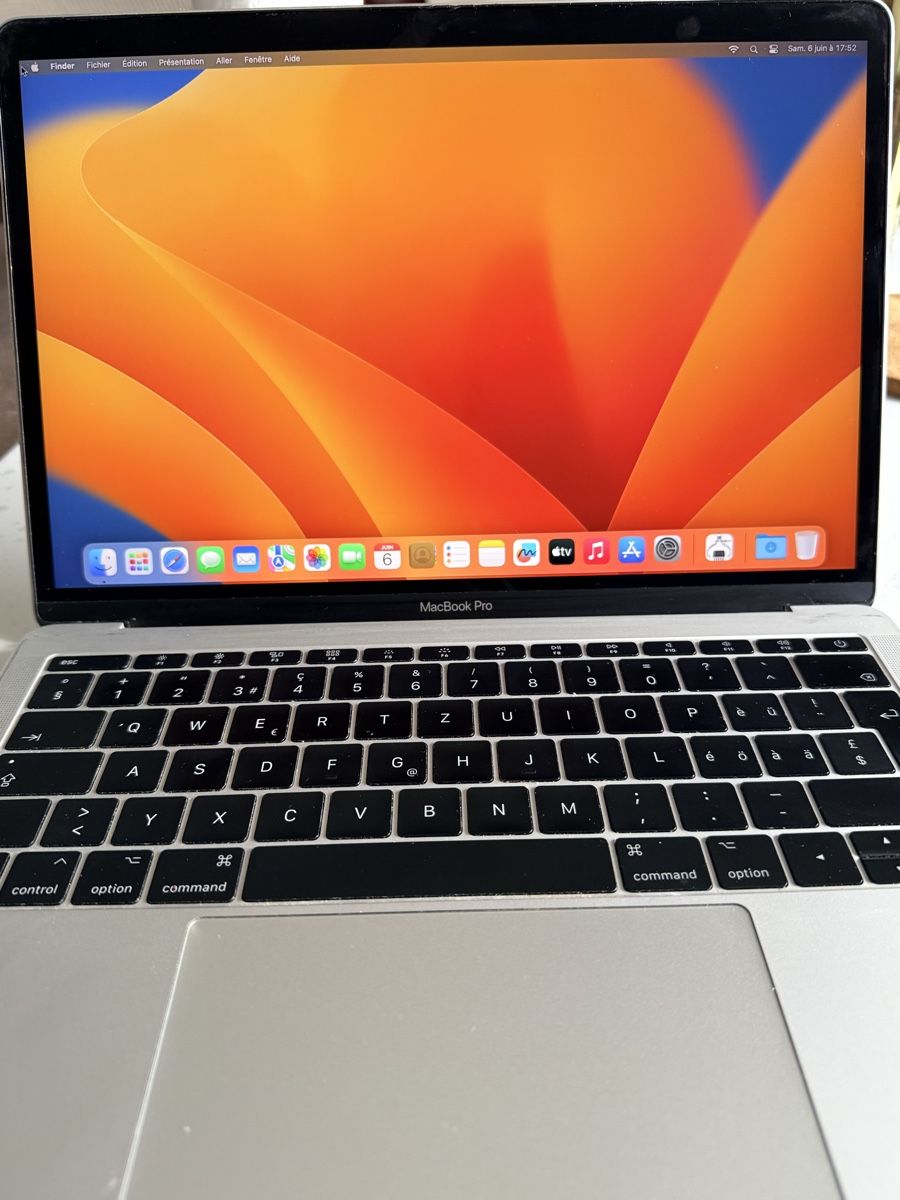Apple PC: MacBook Pro 2017, en très bon état  – Usato da La Chaux-de-Fonds venduto da hed_27yb 6