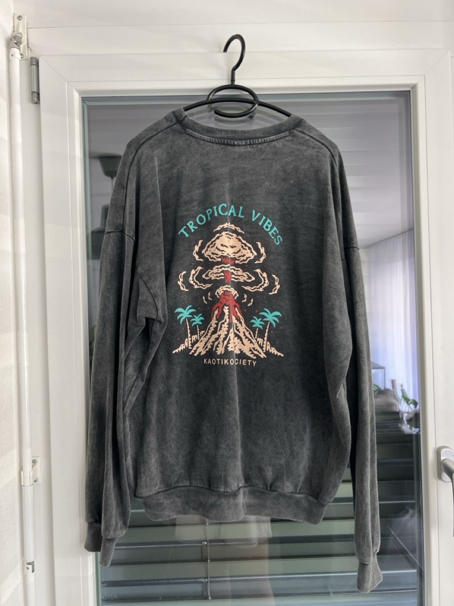 Kaotiko Maglioni & Felpe: Pullover Kaotiko, Grösse S – Usato da Rebstein venduto da larajoylaangenegger 1