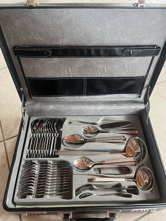 Set di posate: Besteck Set – Usato da Stettlen venduto da mel_tg52 2