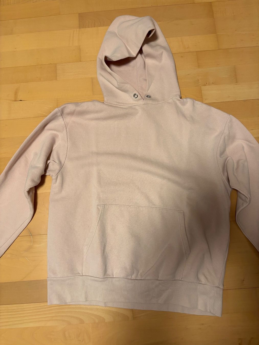 Pullover & Sweatshirts: Kapuzenpulli rosa L – Gebraucht aus Kesswil von Branca-01