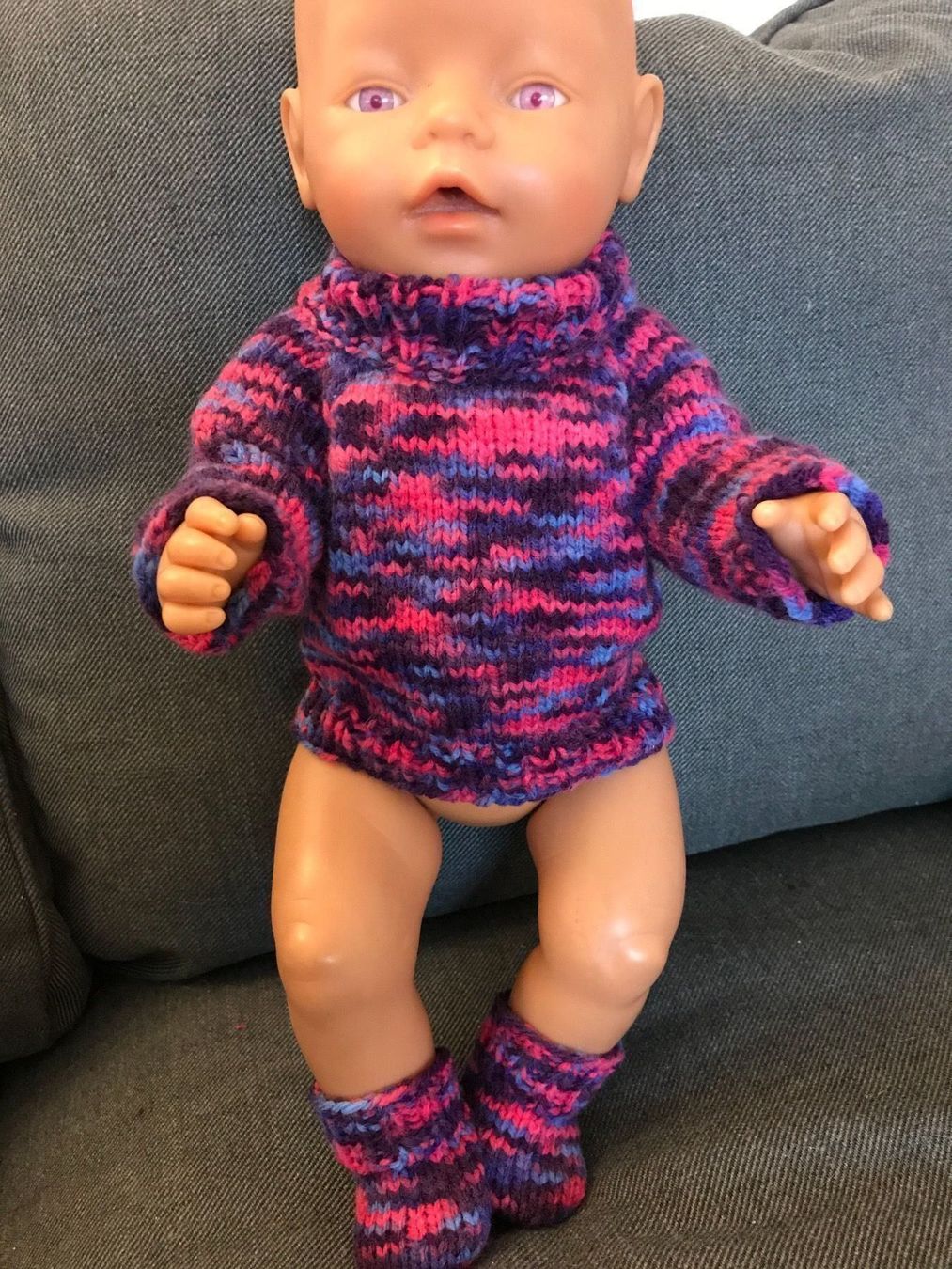 Bambole: Rollkragen Pulli + Socken für Puppe 43cm – Nuovo (secondo la descrizione) da Niederwangen BE venduto da Diva_74