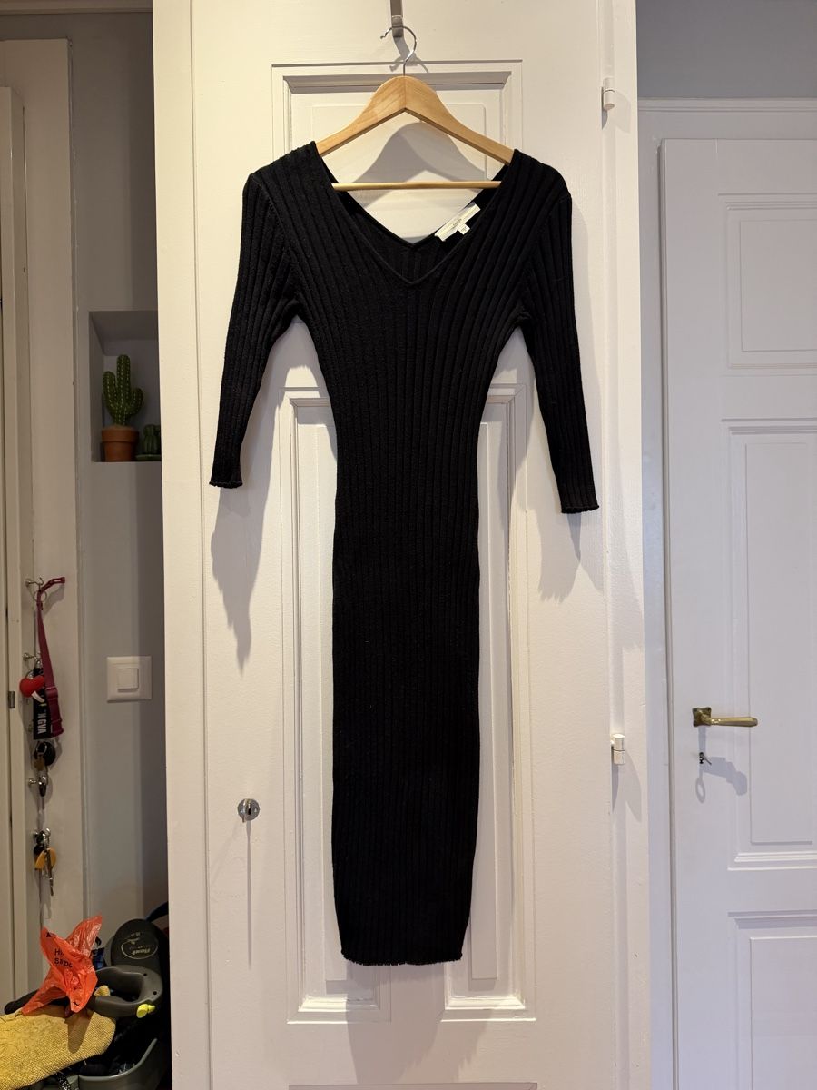 Guess Vestiti: Guess Black Knit Dress, Size M – Nuovo (secondo la descrizione) da Genève venduto da jud_xrl8 1