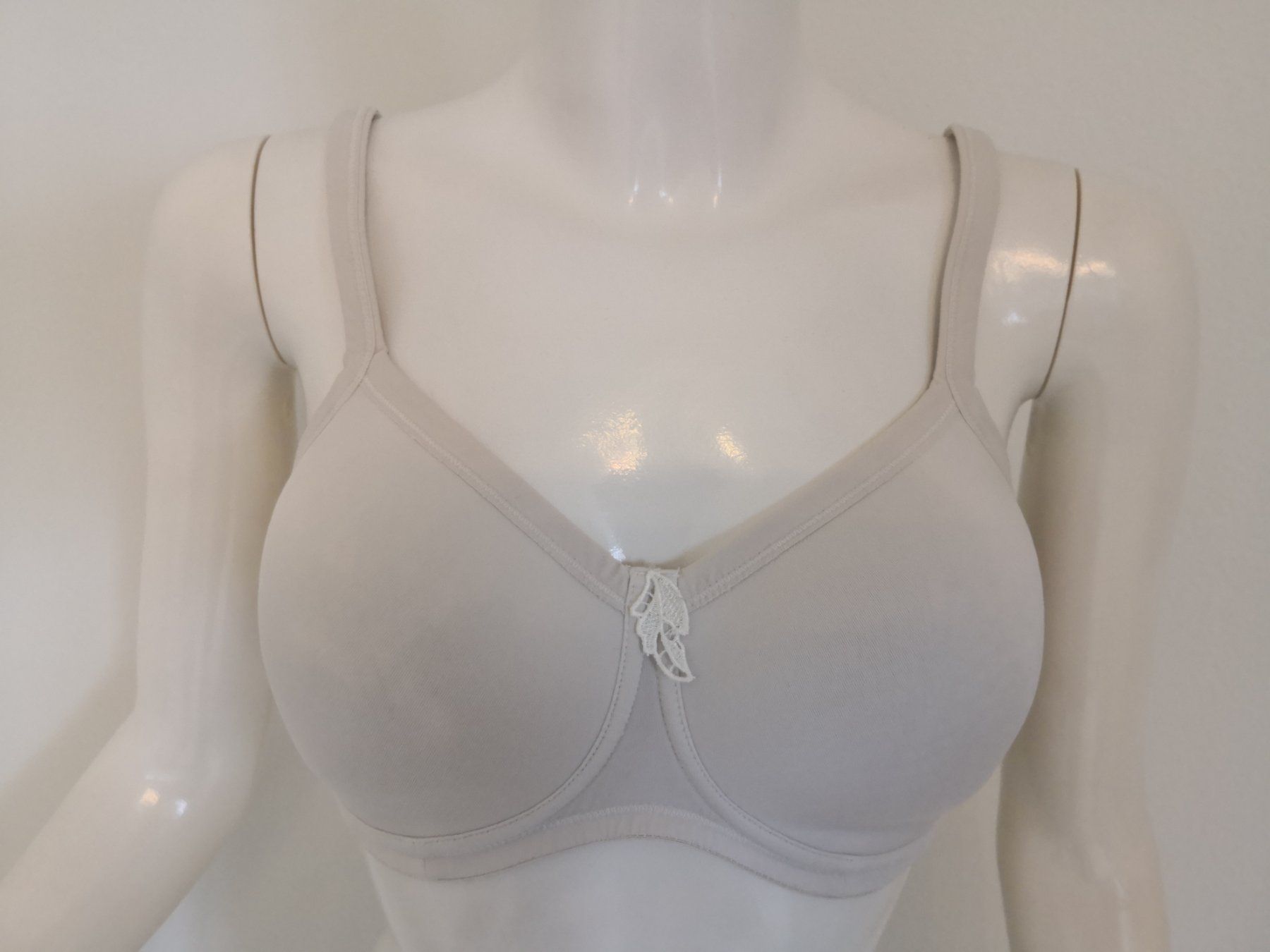 Altra biancheria intima: 🤩3 STK: AMOENA BH'S ECRU & WEISS – Usato da Olten venduto da Naja-Twins-Twins 9