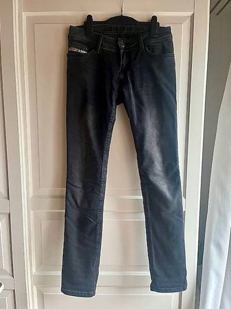 Betty Slim Damen-Bike-Jeans von John Doe (Grösse 27/32)