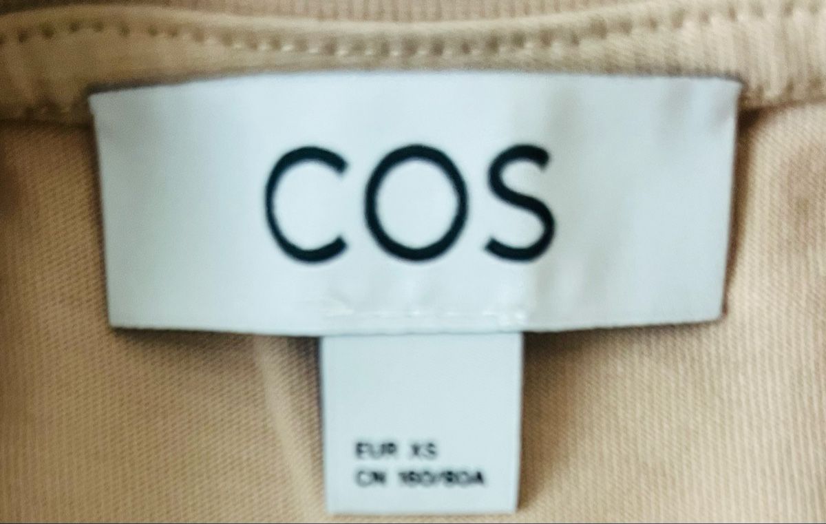 Cos T-shirt: COS Shirt beige – Nuovo (secondo la descrizione) da Horgen venduto da sophiaric 1