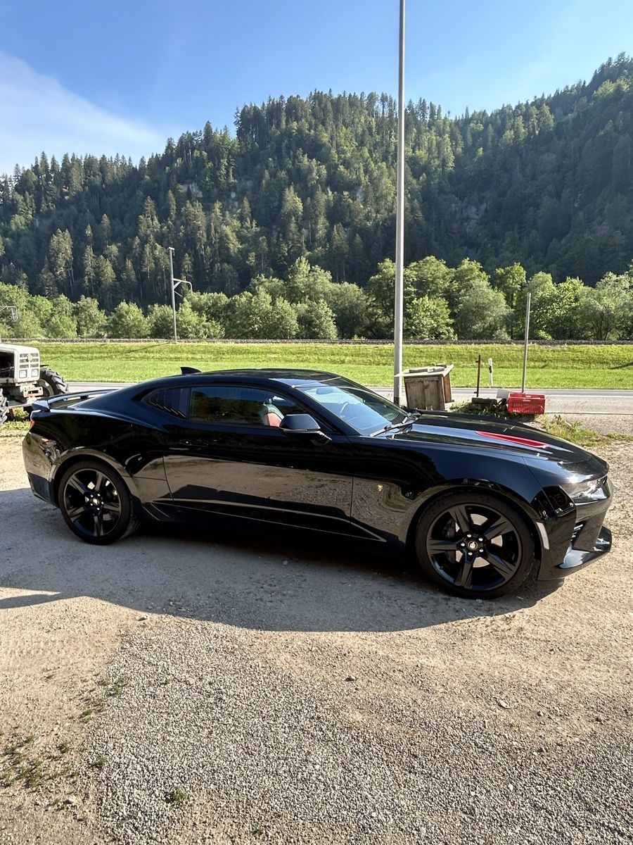 Chevrolet Autos: Chevrolet Camaro 6.2 Automatik (Grail) – D'occasion à Wiggen par sim_9d5s 5