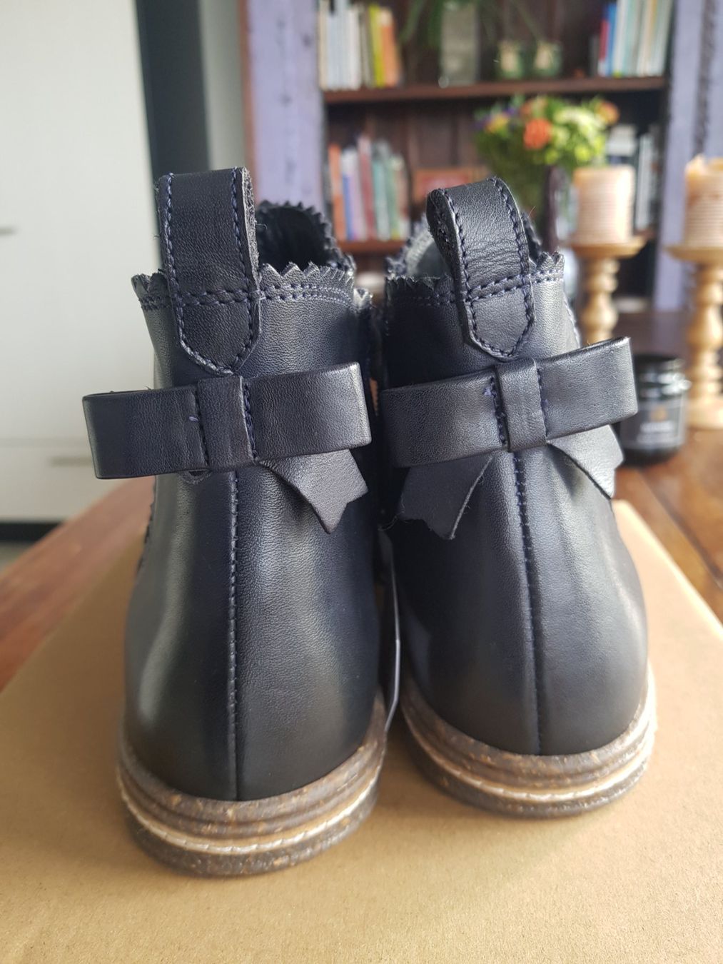 Friboo Scarpe per ragazze: MÄDCHEN LEDER STIEFELETTE/ NEU – Nuovo (secondo la descrizione) da Root venduto da LifestyleAccessoires 1