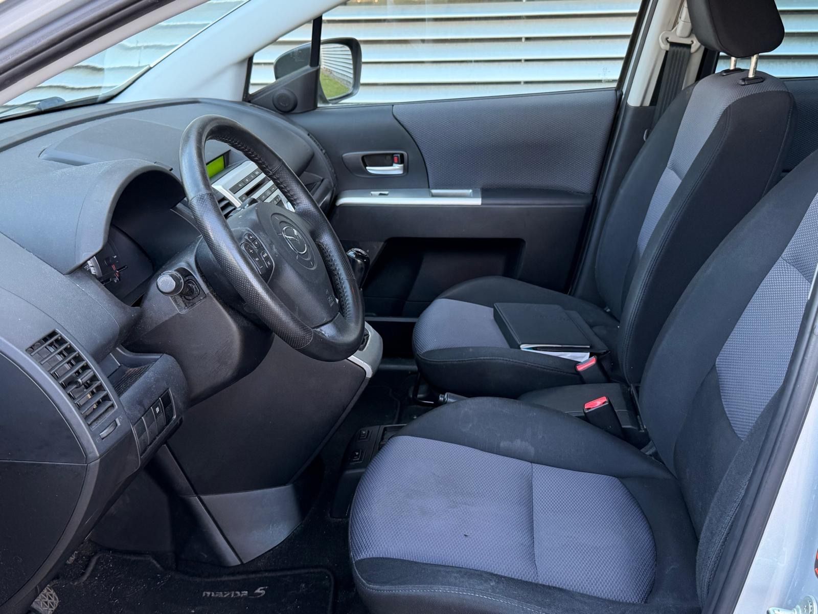 Mazda Autos: Mazda 5 2.0 Benzin – D'occasion à Watt par m_y_8xvj 7