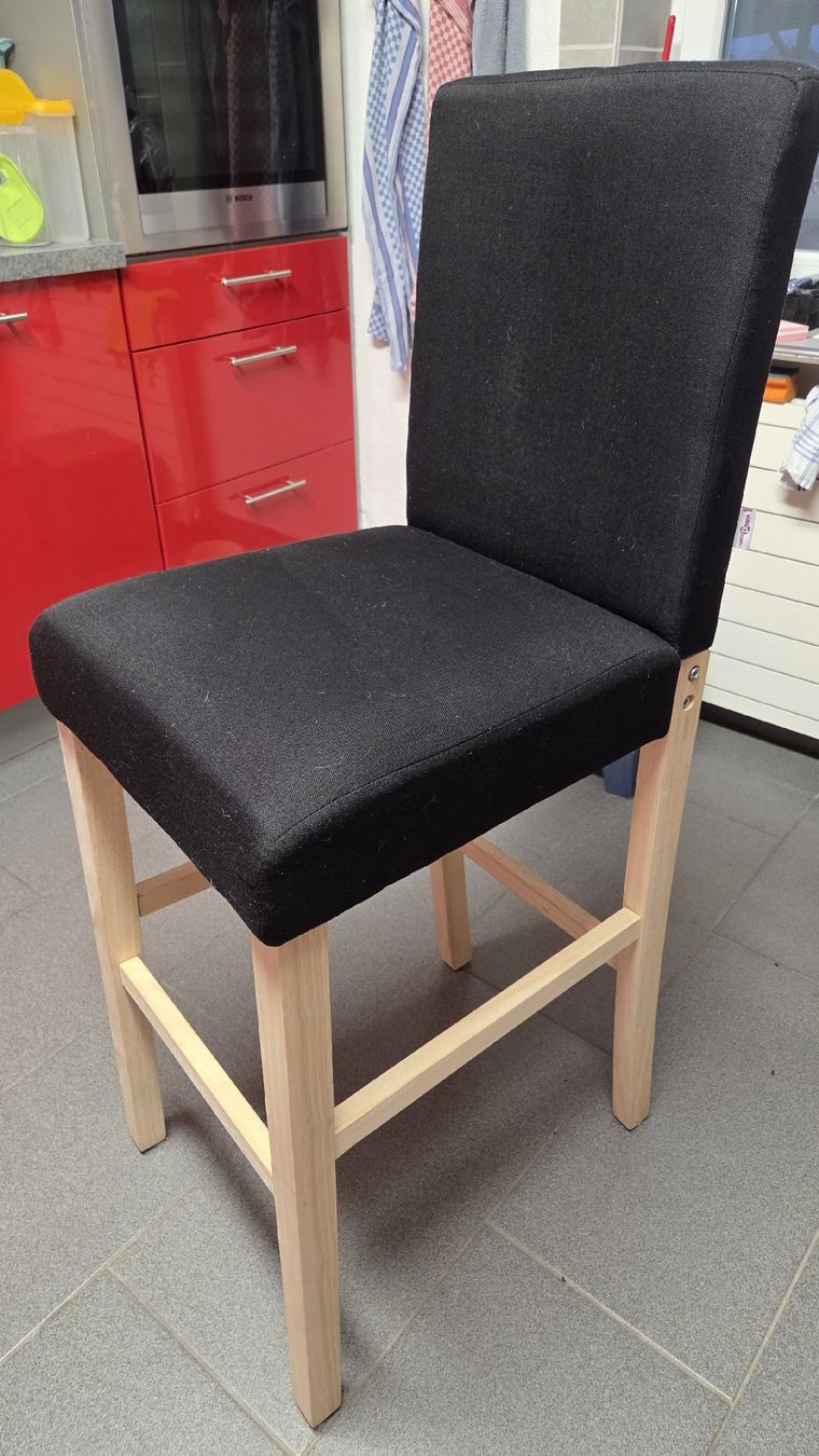 Chaises hautes: Barstühle – D'occasion à Bargen BE par pin_cgj5