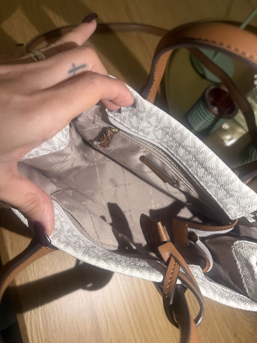 Michael Kors Taschen für Damen:     Michael Kors – Neu (gemäss Beschreibung) aus Brunnen von alb_w79d 2